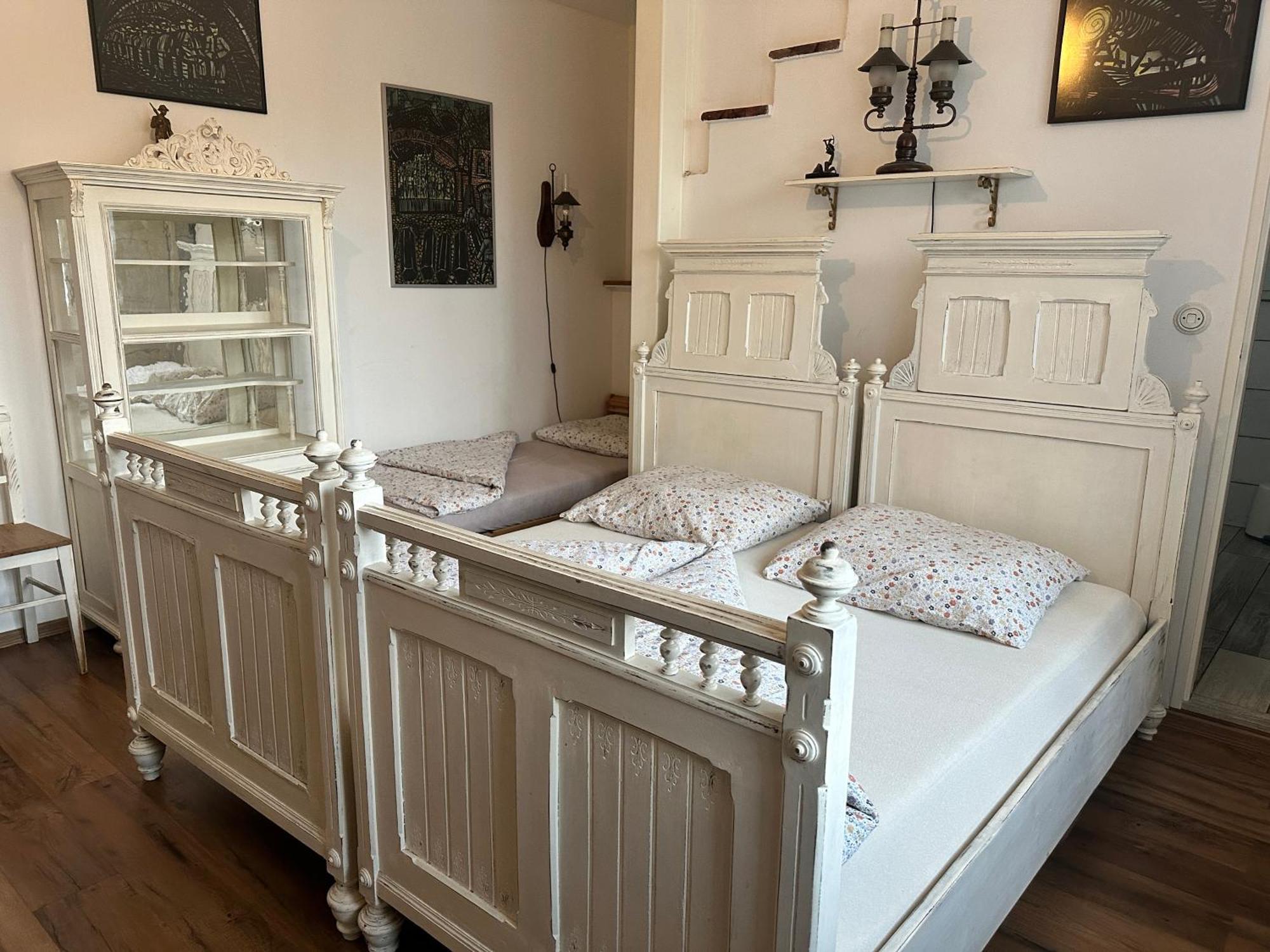 Penzio Ostrava Apartment ภายนอก รูปภาพ